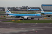 PH-AOD - A332 - KLM
