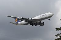 D-ABYC @ ORD - Lufthansa - by Florida Metal