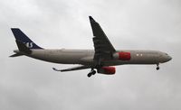 LN-RKU @ ORD - SAS A330 - by Florida Metal