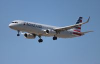 N133AN @ LAX - American