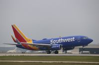 N795SW @ KHOU - Boeing 737-7H4