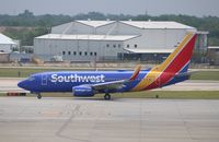 N7877H @ KHOU - Boeing 737-7Q8