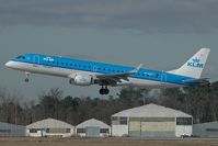 PH-EZE @ LFBD - KLM from Amsterdam landing runway 23 - by Jean Christophe Ravon - FRENCHSKY