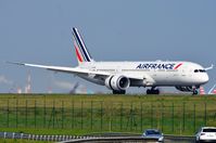 F-HRBE @ LFPG - Air France B789 reversing to come to a stop - by FerryPNL