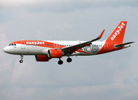 G-UZHF photo, click to enlarge G-UZHF photo, click to enlarge