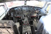 N9065U @ SQL - United 737-200 cockpit - by Florida Metal