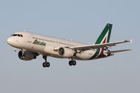EI-DSY @ LMML - A320 EI-DSY Alitalia - by Raymond Zammit