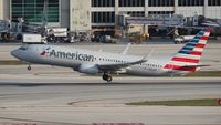 N804NN @ KMIA - American 737-823 - by Florida Metal
