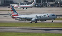 N823NN @ KMIA - American 737-823 - by Florida Metal