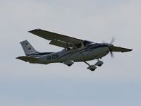 HB-CZM @ EDDN - Swiss Cessna landing in EDDN - by Nico Neumüller