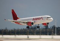 N862AV @ KFLL - Avianca