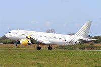 EC-KHN @ LFRB - Airbus A320-216, Landing rwy 25L, Brest-Bretagne airport (LFRB-BES) - by Yves-Q