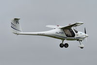 G-RTEN @ X3CX - Landing at Northrepps. - by Graham Reeve