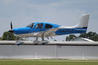 N924CF @ KORL - Cirrus SR22