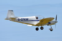 G-CFKW @ X3CX - Landing at Northrepps. - by Graham Reeve