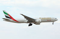A6-EFO - B77L - Emirates