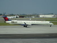N606LR @ CYUL - Taxiing for take off at YUL - by Matthew Butler