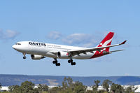 VH-EBJ @ YPPH - Airbus A330-202. Qantas VH-EBJ final runway 03 YPPH 310719. - by kurtfinger