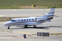 CS-DXM @ LFML - Cessna 560 Holding point rwy 31R, Marseille-Provence Airport (LFML-MRS) - by Yves-Q