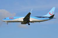 OO-JAV @ EHEH - TUI B738 landing in EIN - by FerryPNL