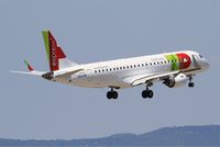 CS-TPW @ LFML - Embraer ERJ-190LR, On final rwy 32R, Marseille-Provence Airport (LFML-MRS) - by Yves-Q