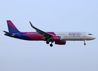 HA-LXH - Wizz Air