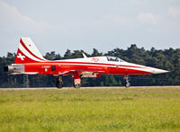 J-3087 @ SXF - Berlin Air Show 24.5.2014 - by leo larsen