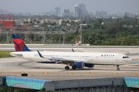 N314DN @ KFLL - Delta - by Florida Metal