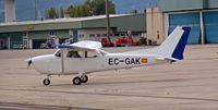 EC-GAK @ LEVT - Aeropuerto de Foronda - Vitoria-Gasteiz - Euskadi - España - by Pedro Maria Martínez De Antoñana