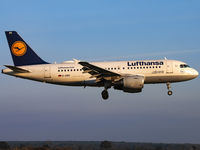D-AIBG @ EGSH - Lufthansa - by Bradley Bygrave