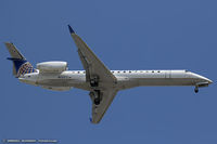 N12172 @ KEWR - Embraer ERJ-145XR (EMB-145XR) - United Express (ExpressJet Airlines)  C/N 14500864, N12172 - by Dariusz Jezewski www.FotoDj.com