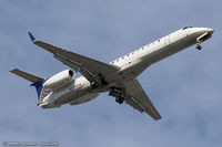 N33182 @ KEWR - Embraer ERJ-145XR (EMB-145XR) - United Express (ExpressJet Airlines)  C/N 14500909, N33182 - by Dariusz Jezewski www.FotoDj.com