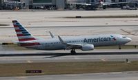 N947NN @ KMIA - American