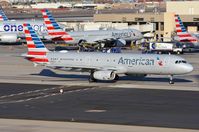 N915US @ KPHX - American A321 for depature - by FerryPNL