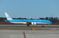 PH-BHC - B789 - KLM