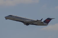 N885AS @ KTRI - Taking off from Tri-Cities Airport (KTRI) in East Tennessee. - by Davo87