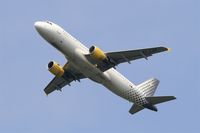 EC-LZZ @ LFPG - Airbus A320-214, Take off rwy 27L, Roissy Charles De Gaulle airport (LFPG-CDG) - by Yves-Q