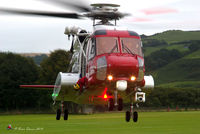 G-MCGK - Landing on, at Aberystwyth - by id2770