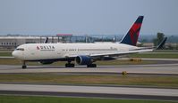 N1501P @ KATL - Delta - by Florida Metal