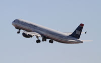 N154UW @ KPHX - leaving Phoenix airport - by olivier Cortot