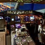 N222UA @ KSFO - Flightdeck SFO 2020. - by Clayton Eddy