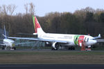 CS-TOK @ EHTW - TAP Air Portugal Airbus A330-223 with the demolition man, AELS, at Twente airport, the Netherlands. - by Van Propeller