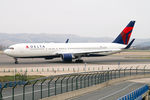 N182DN @ LEMD - Delta Boeing 767-300 - by Thomas Ramgraber