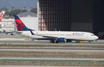 N3773D @ KLAX - Delta 737-832 - by Florida Metal