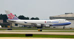 B-18706 @ KATL - Taxi Atlanta - by Ronald Barker