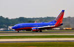 N7815L @ KATL - Landing Atlanta - by Ronald Barker