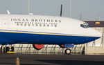 N30MP @ KPHX - Jonas Brothers 727 at PHX - by cole.mcandrew