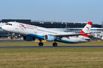 OE-LBD @ VIE - Austrian Airlines - by Chris Jilli