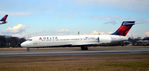 N938AT @ KATL - Taxi Atlanta - by Ronald Barker