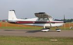 N5811A @ KLAL - Cessna 172 - by Florida Metal